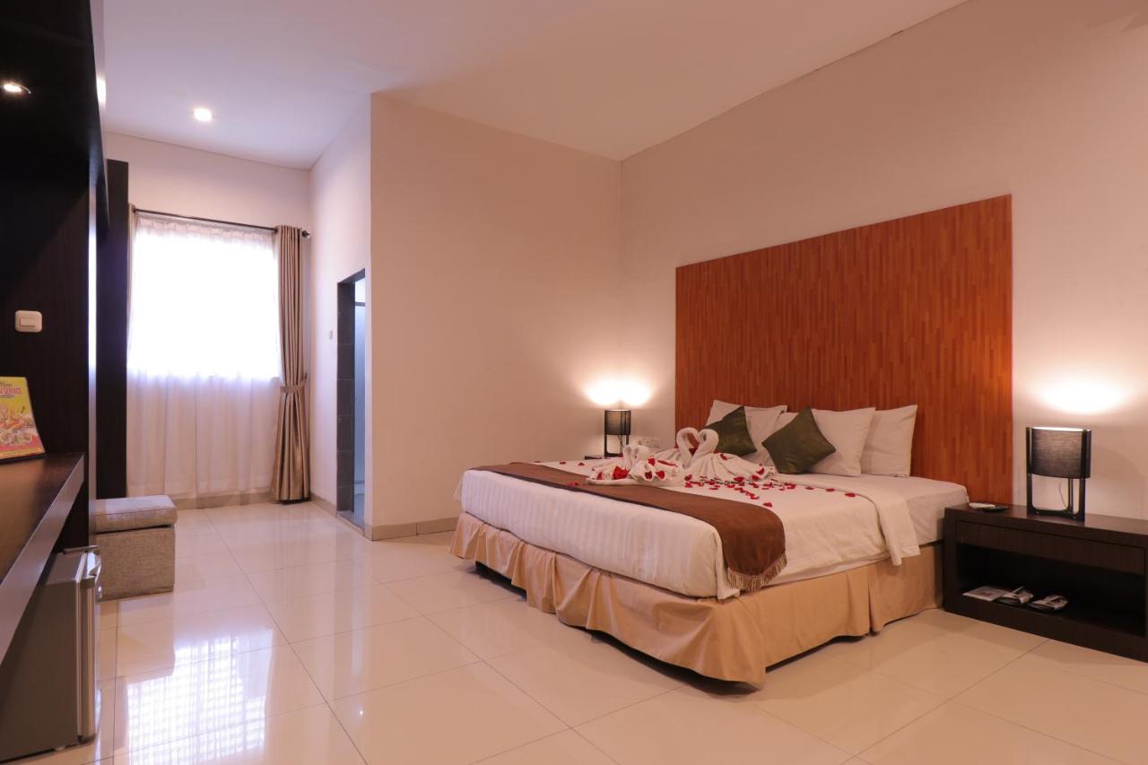 Saka Hotel Medan Sunggal Zewnętrze zdjęcie