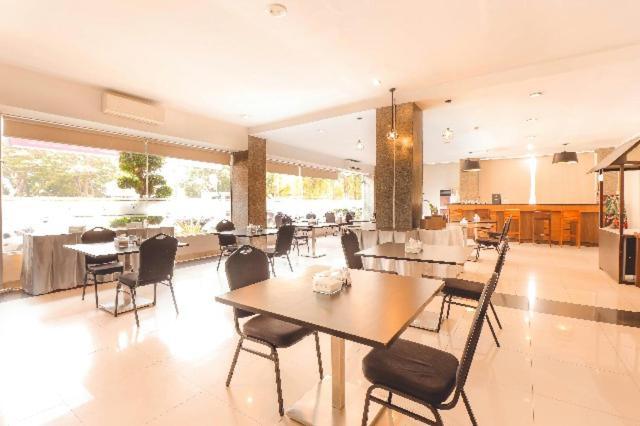 Saka Hotel Medan Sunggal Zewnętrze zdjęcie