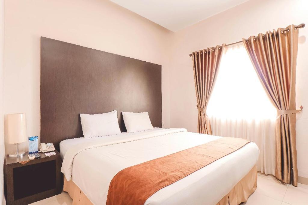 Saka Hotel Medan Sunggal Zewnętrze zdjęcie
